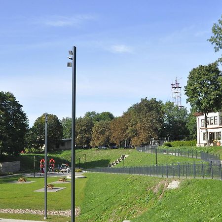 Prestige Apartment Narva Bagian luar foto