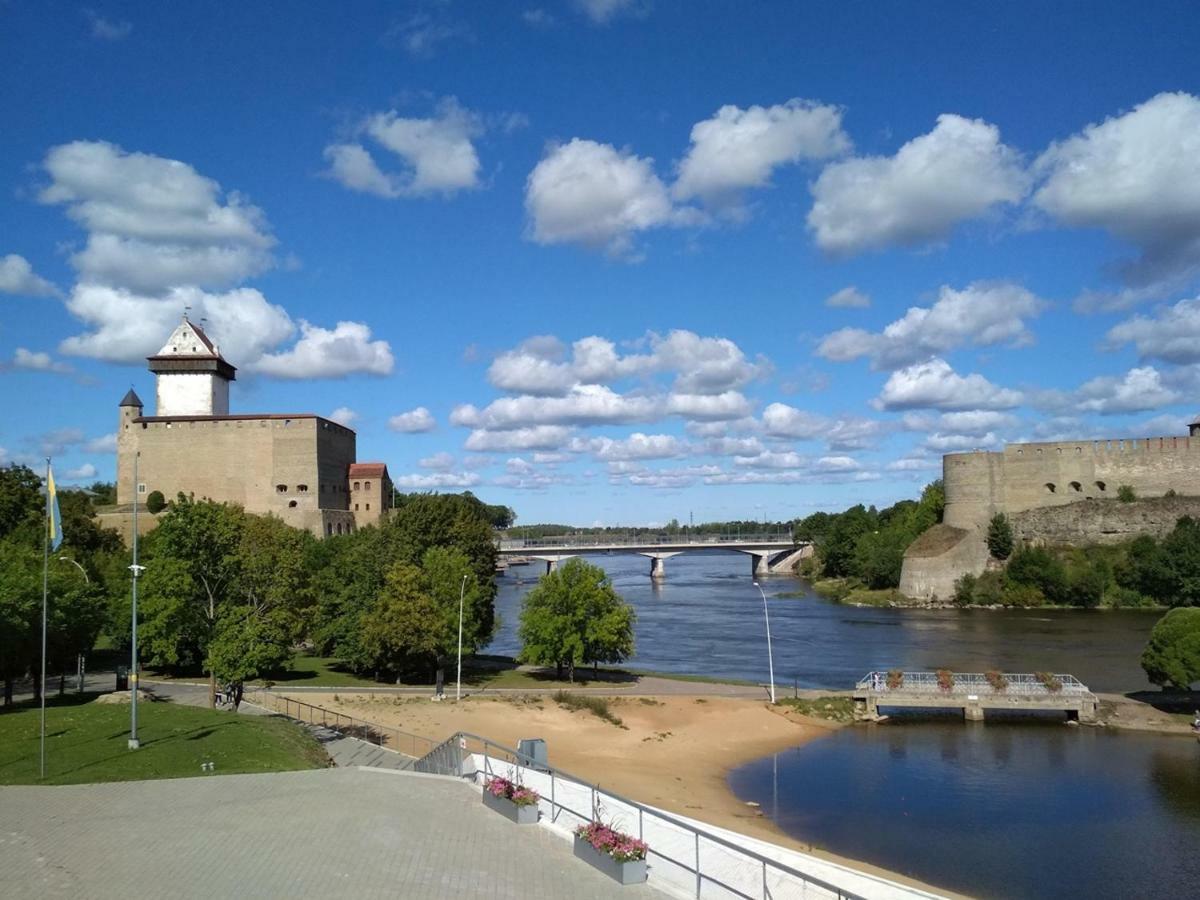 Prestige Apartment Narva Bagian luar foto