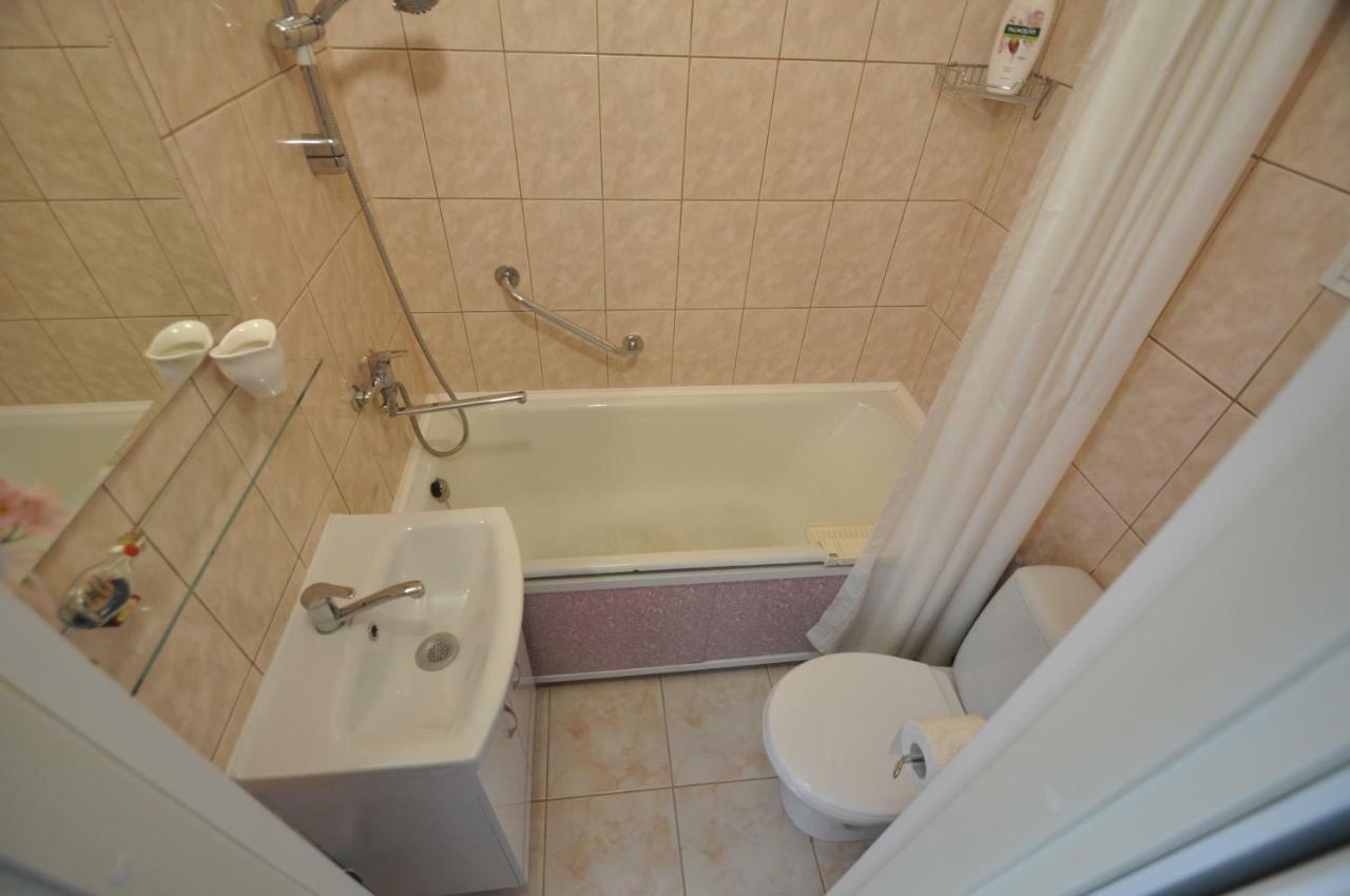 Prestige Apartment Narva Bagian luar foto
